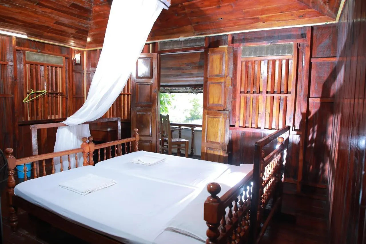 Malayalam Lake Resort Alappuzha