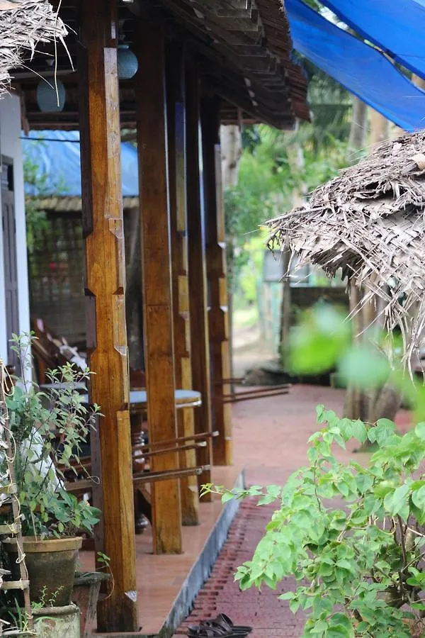 호텔 Malayalam Lake Resort Alappuzha 인도